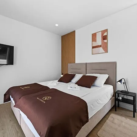 Zanetta By Interhome *