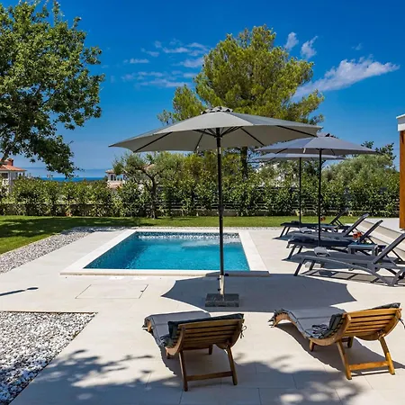 Zanetta By Interhome Tatil Evi