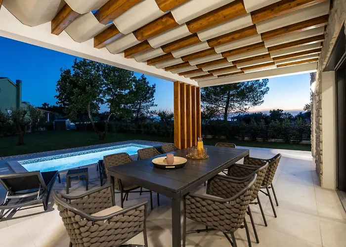 Zanetta By Interhome Vrsar