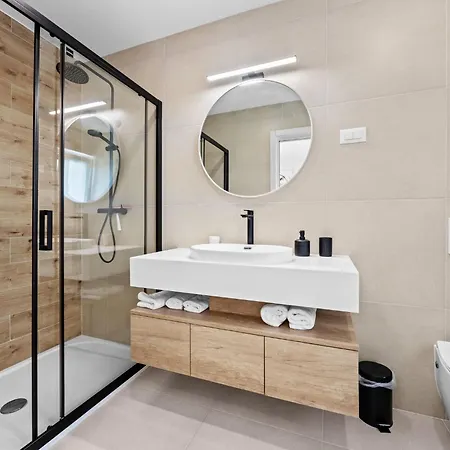 Zanetta By Interhome *