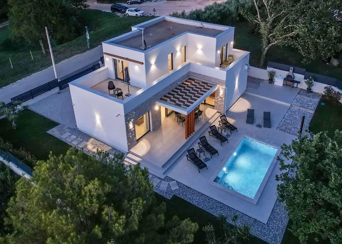 Holiday home Zanetta By Interhome